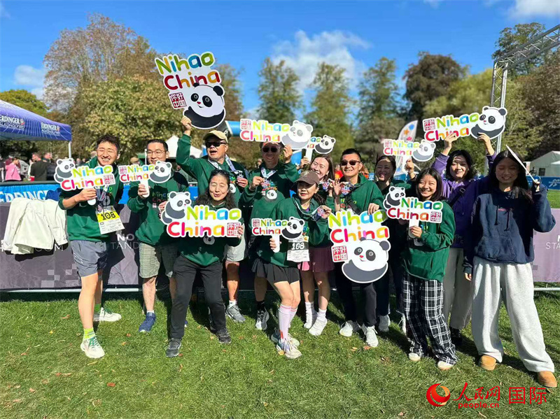 中国, 英国剑桥市, 他在巴黎奥 中国, 英国剑桥市, 他在巴黎奥