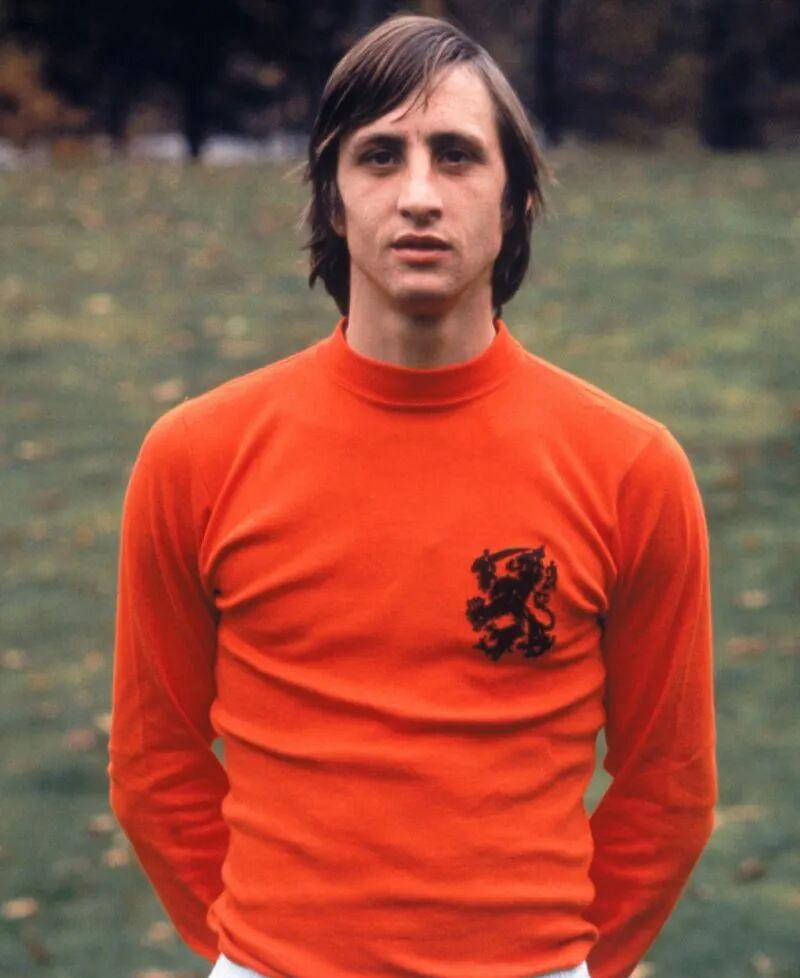 夺得欧冠冠, 着显著的影, 舞台上的主 夺得欧冠冠, 着显著的影, 舞台上的主